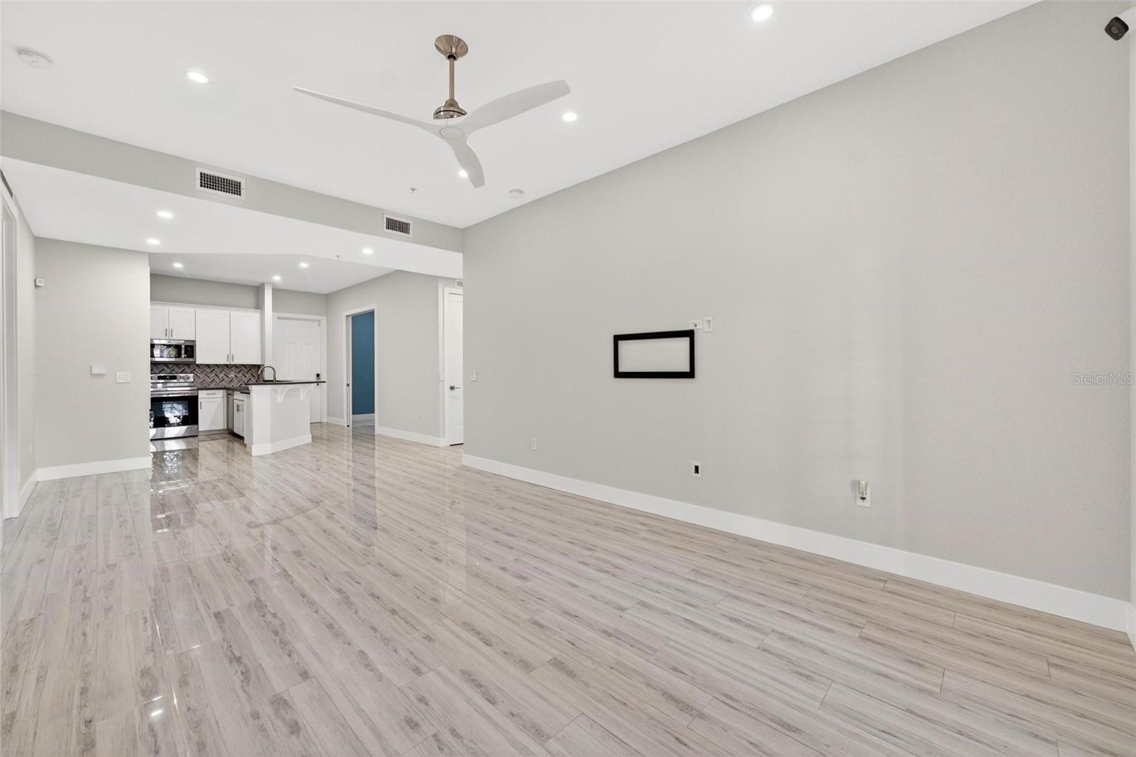 BALDWIN PARK 07 - Residential