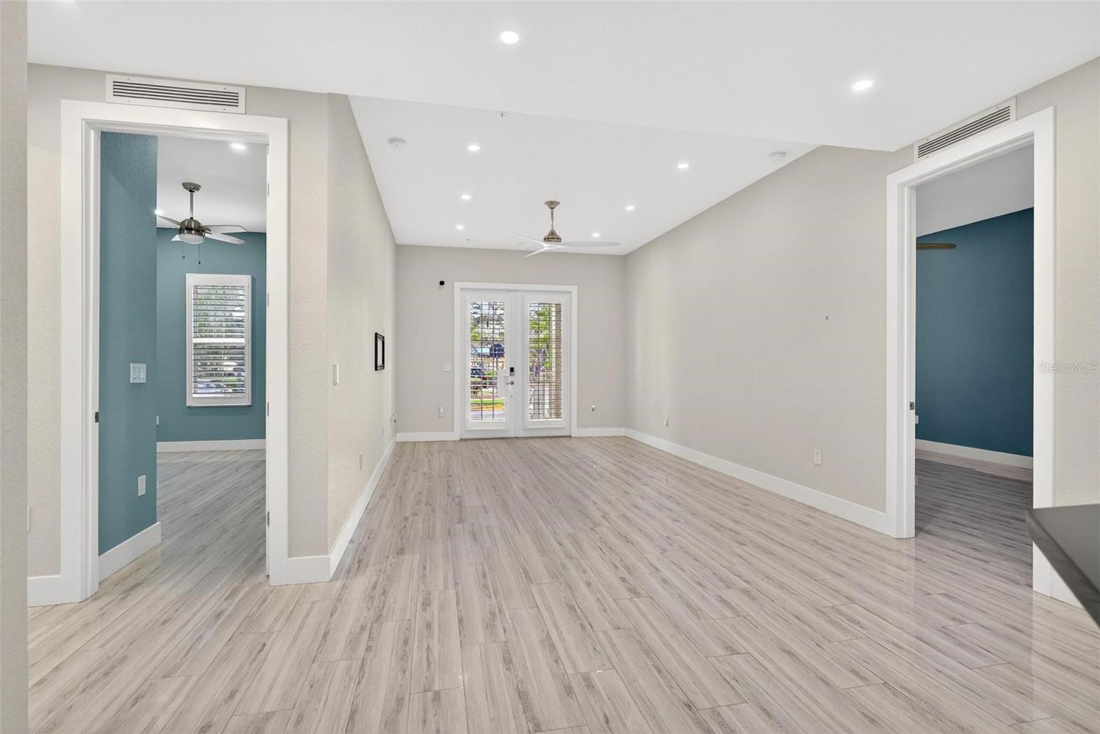 BALDWIN PARK 07 - Residential