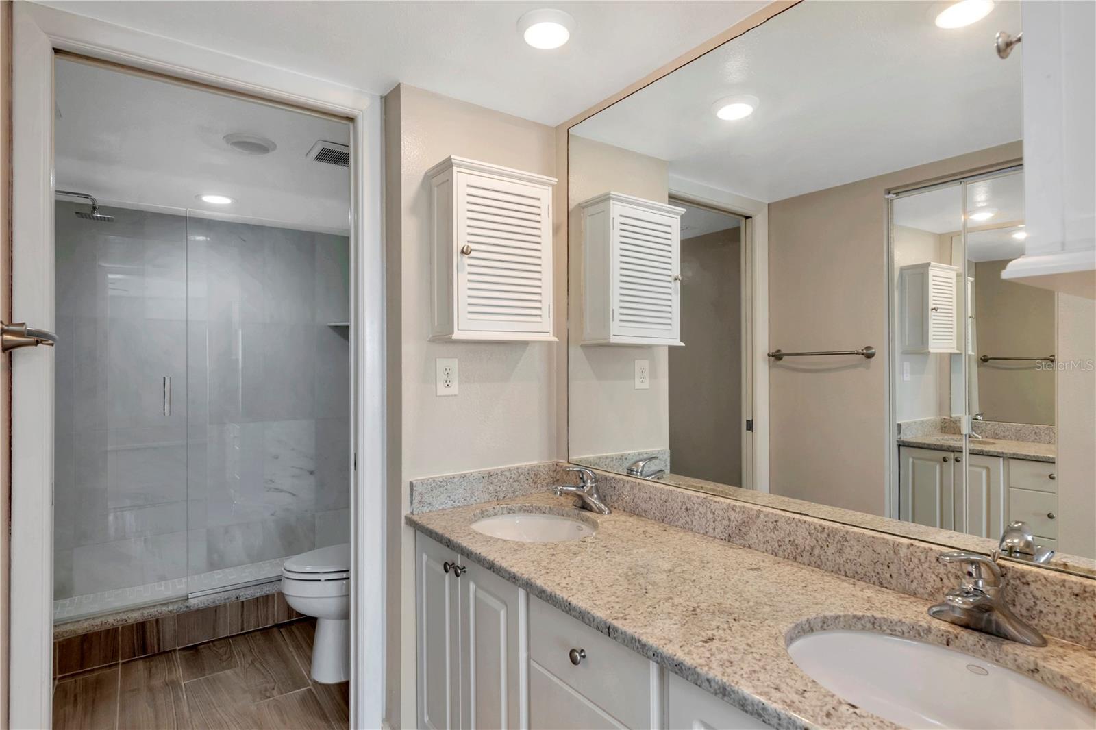 TARPON COVE CONDO - Residential