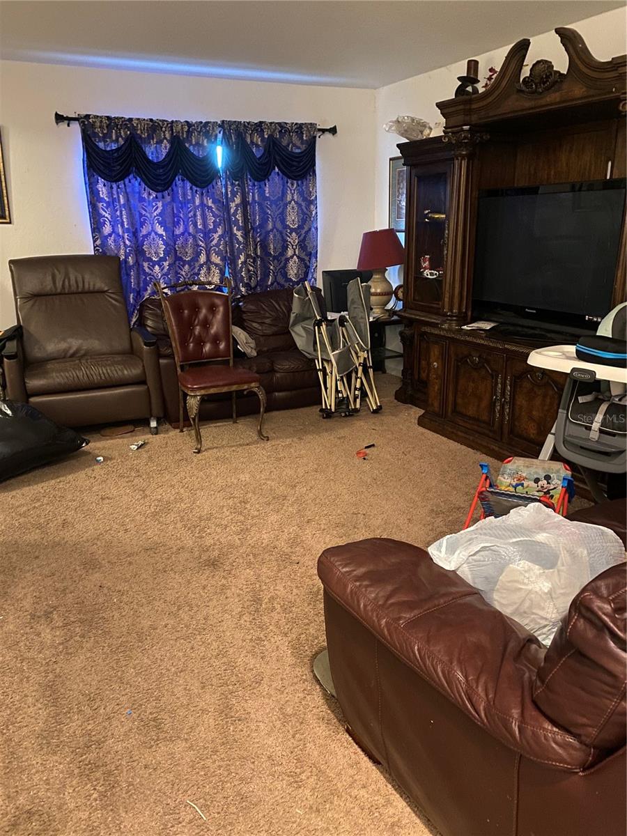 COVE/EAGLE LAKE - Residential