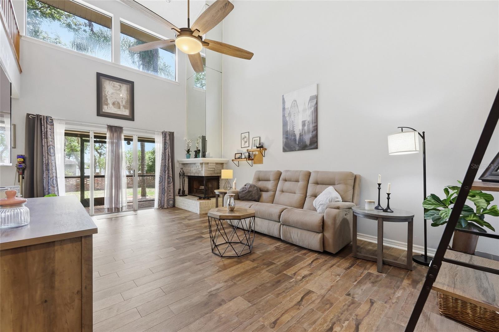 DEER RUN UNIT 14A - Residential