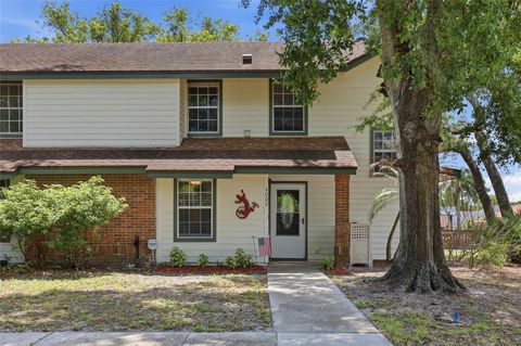 Photo of 4000 Crossroads Place, Casselberry, FL 32707 (MLS # O6406115)