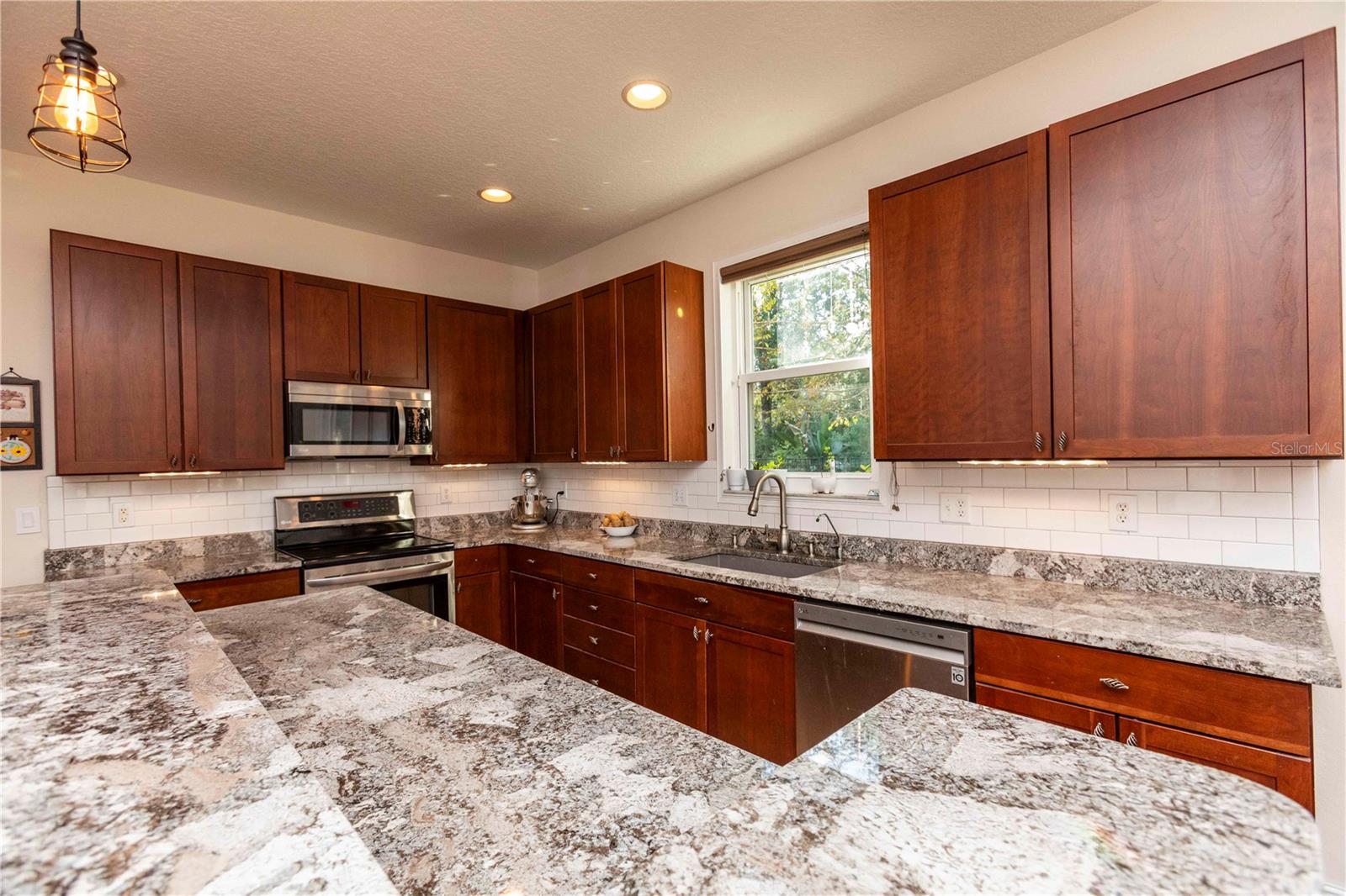 PRESERVE AT LAKE THOMAS - Residential