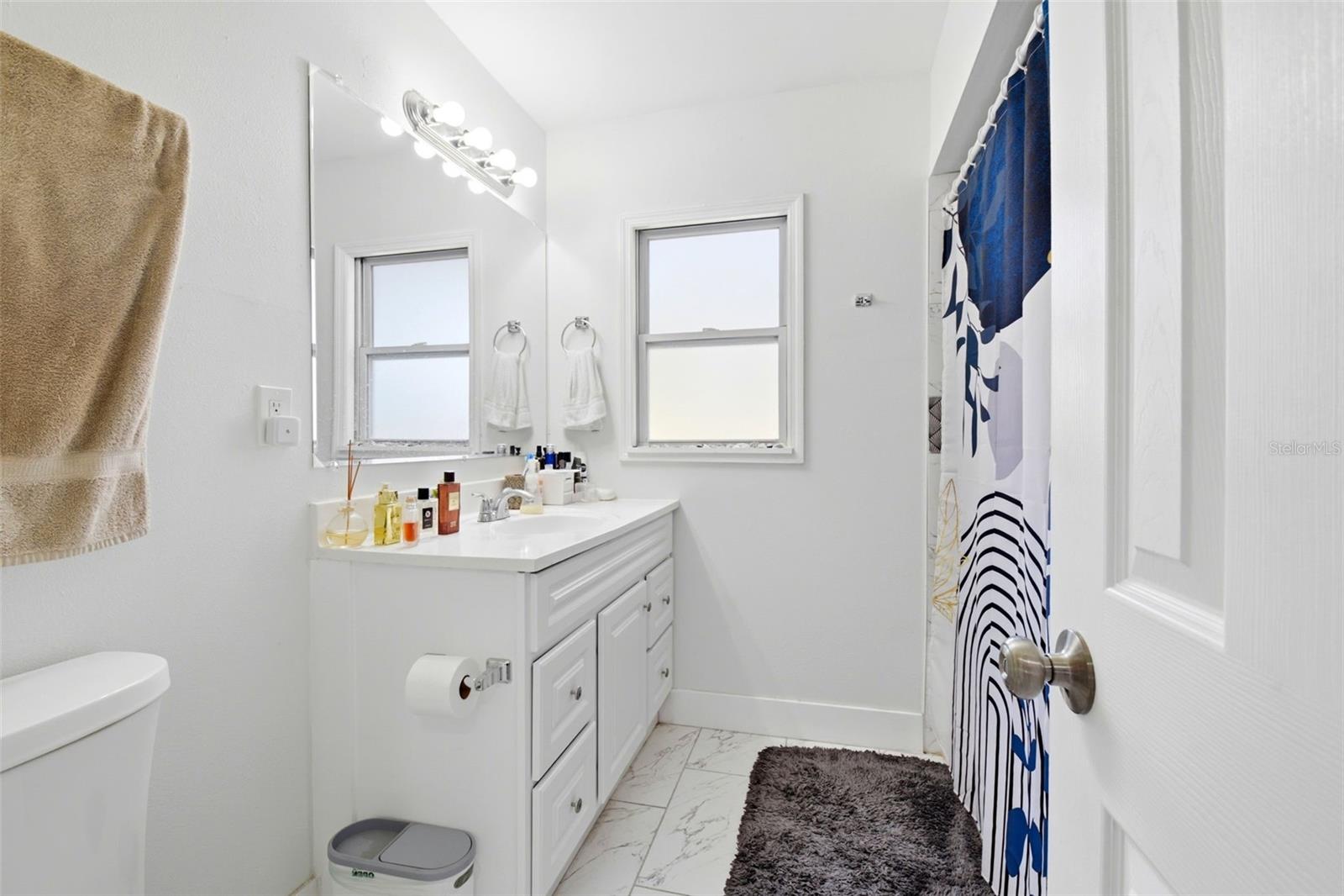 LAKE MARIE ESTATES 03 - Residential