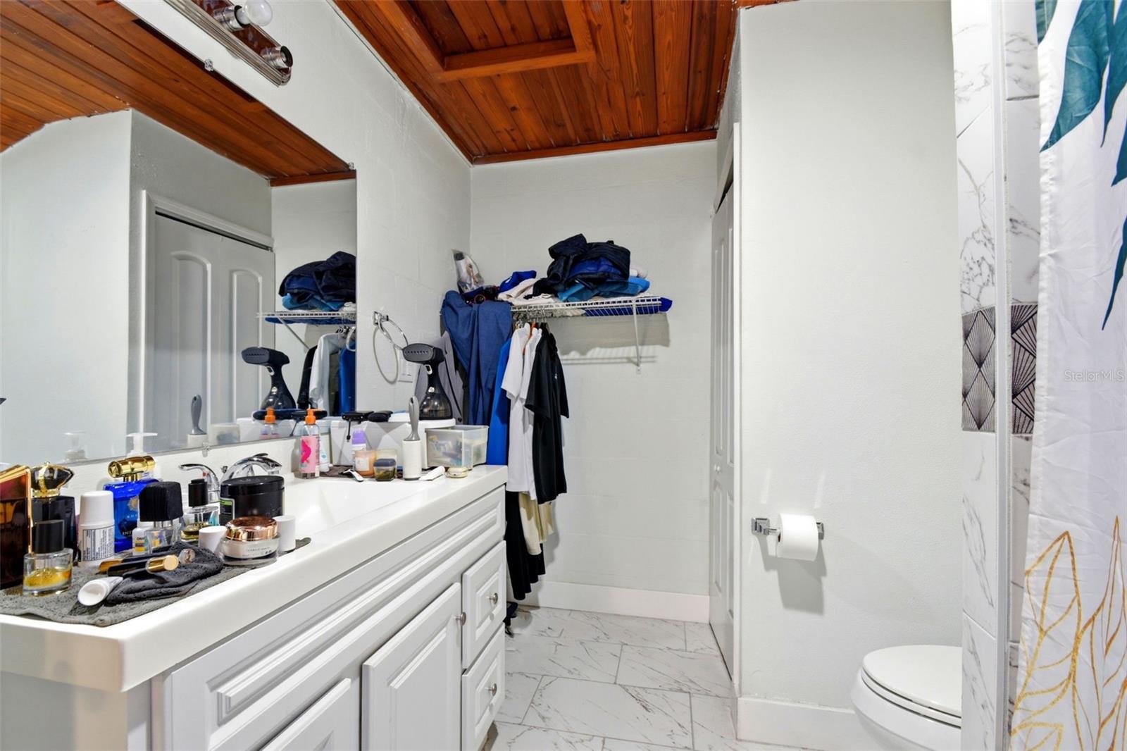 LAKE MARIE ESTATES 03 - Residential