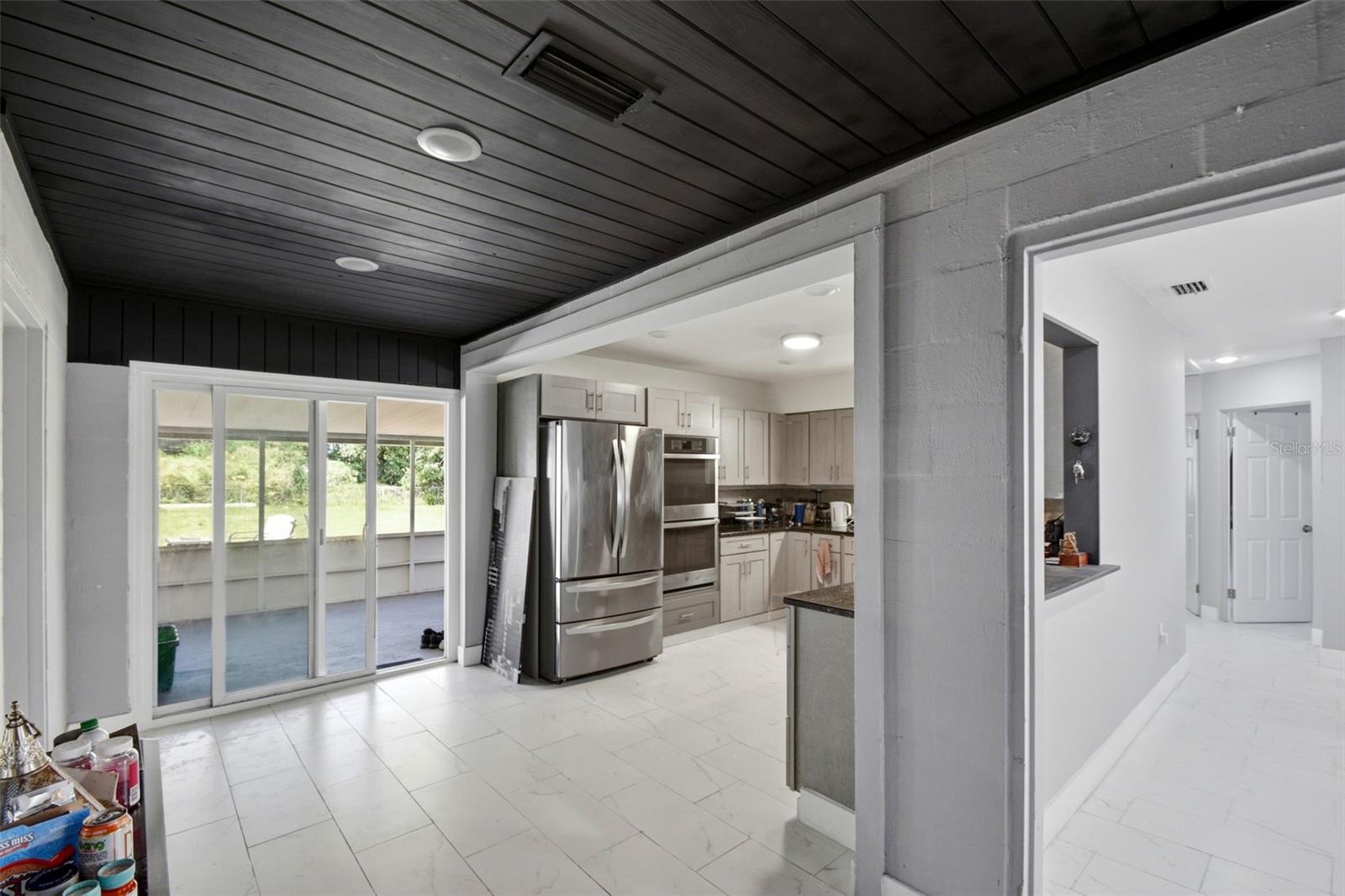 LAKE MARIE ESTATES 03 - Residential