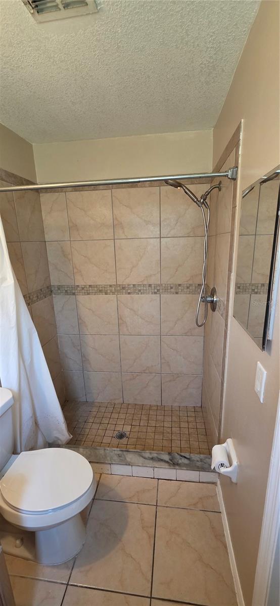FAIRWAY GLEN AT MEADOW WOODS CONDO - Residential