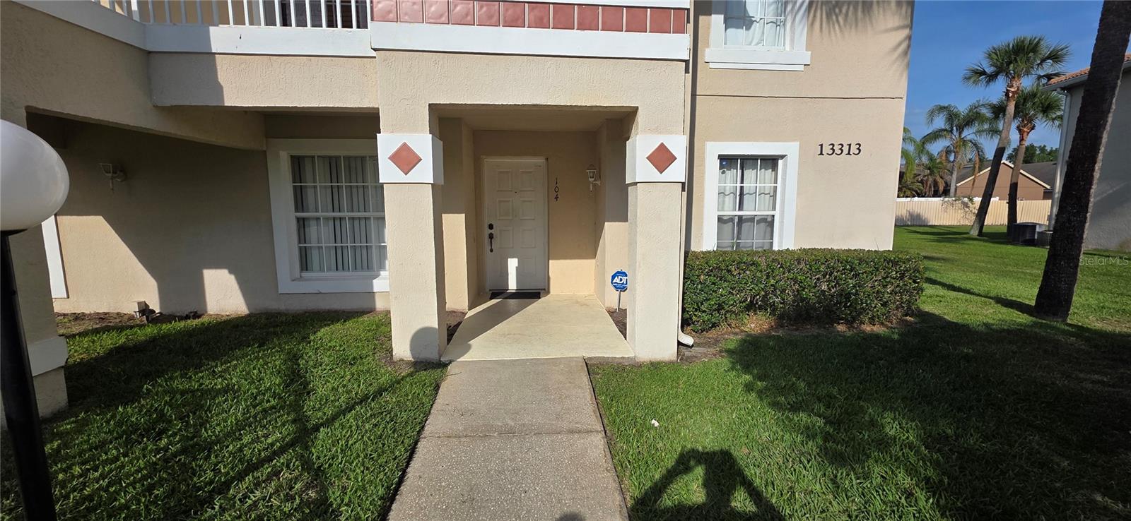 FAIRWAY GLEN AT MEADOW WOODS CONDO - Residential
