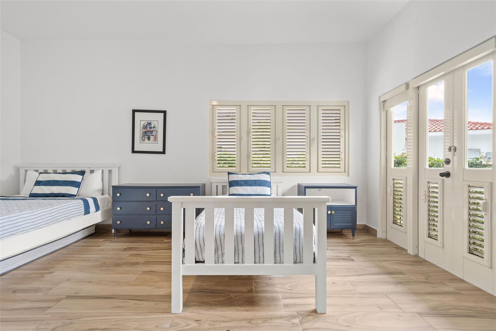 DORADO BEACH EAST - Residential