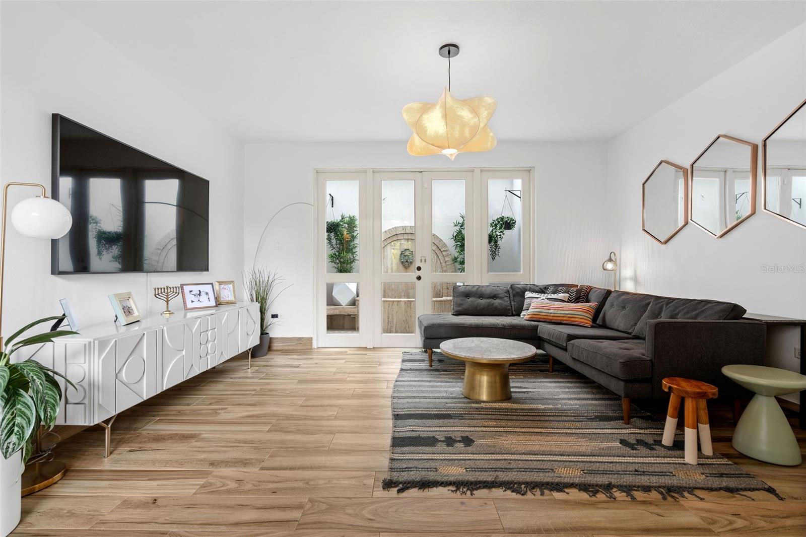 DORADO BEACH EAST - Residential