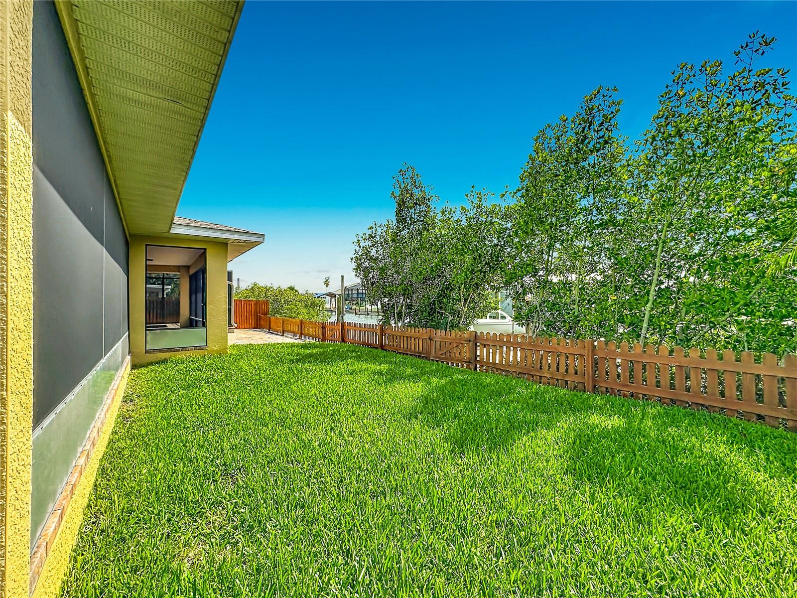 SABAL KEY UNIT 2 - Residential