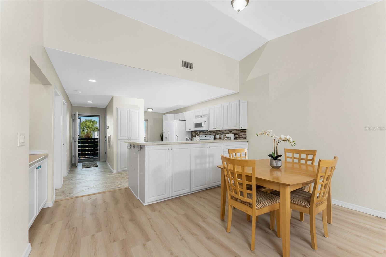 FIDDLERS GREEN PH 01 BLDG 07 - Residential