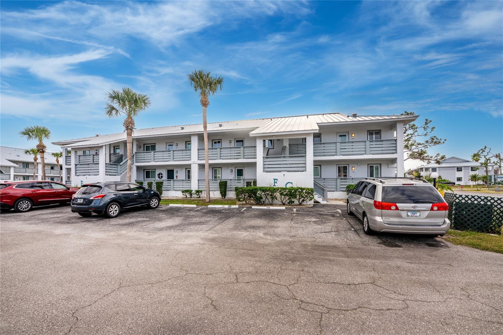 FIDDLERS GREEN PH 01 BLDG 07 - Residential