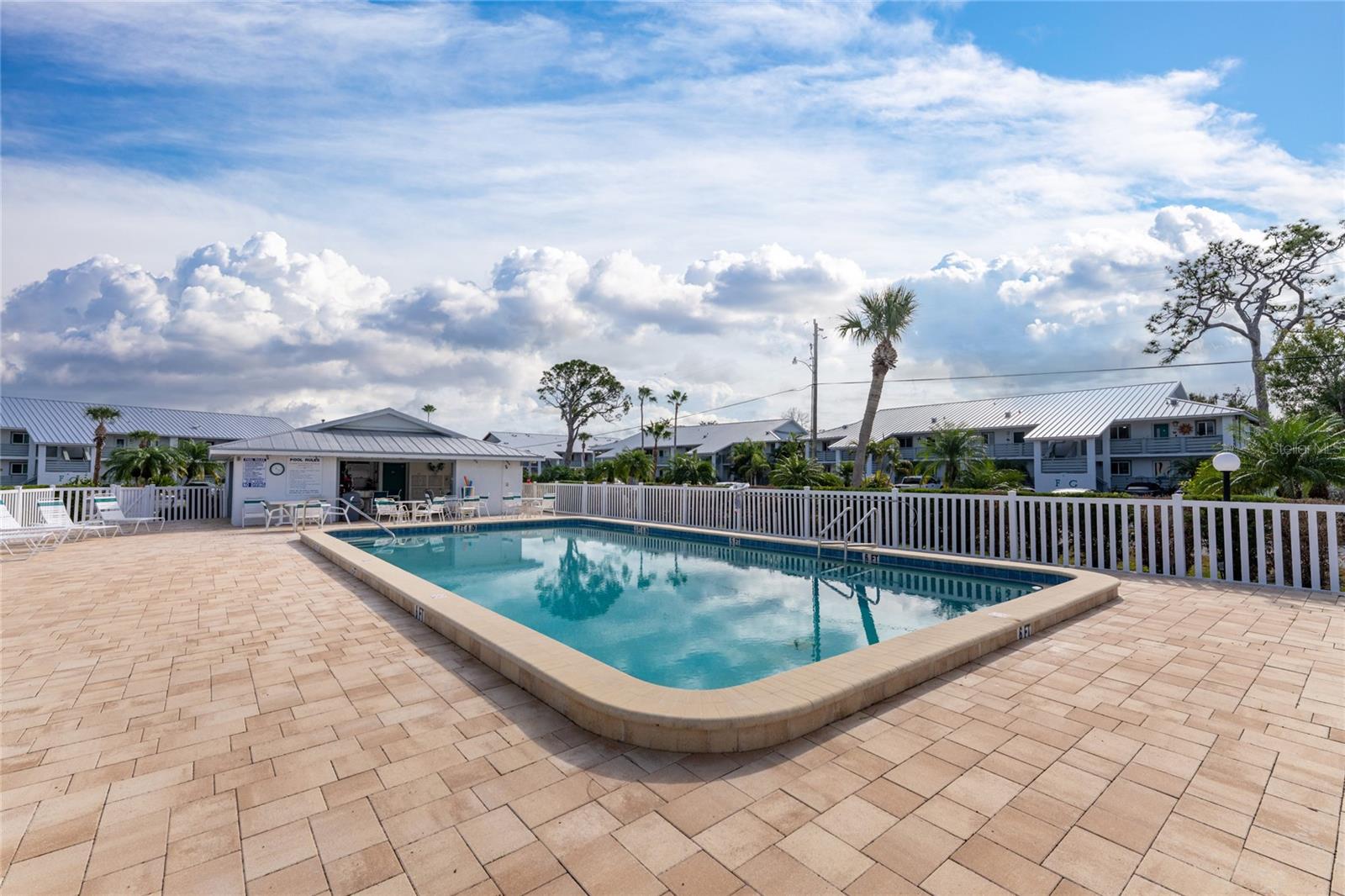 FIDDLERS GREEN PH 01 BLDG 07 - Residential