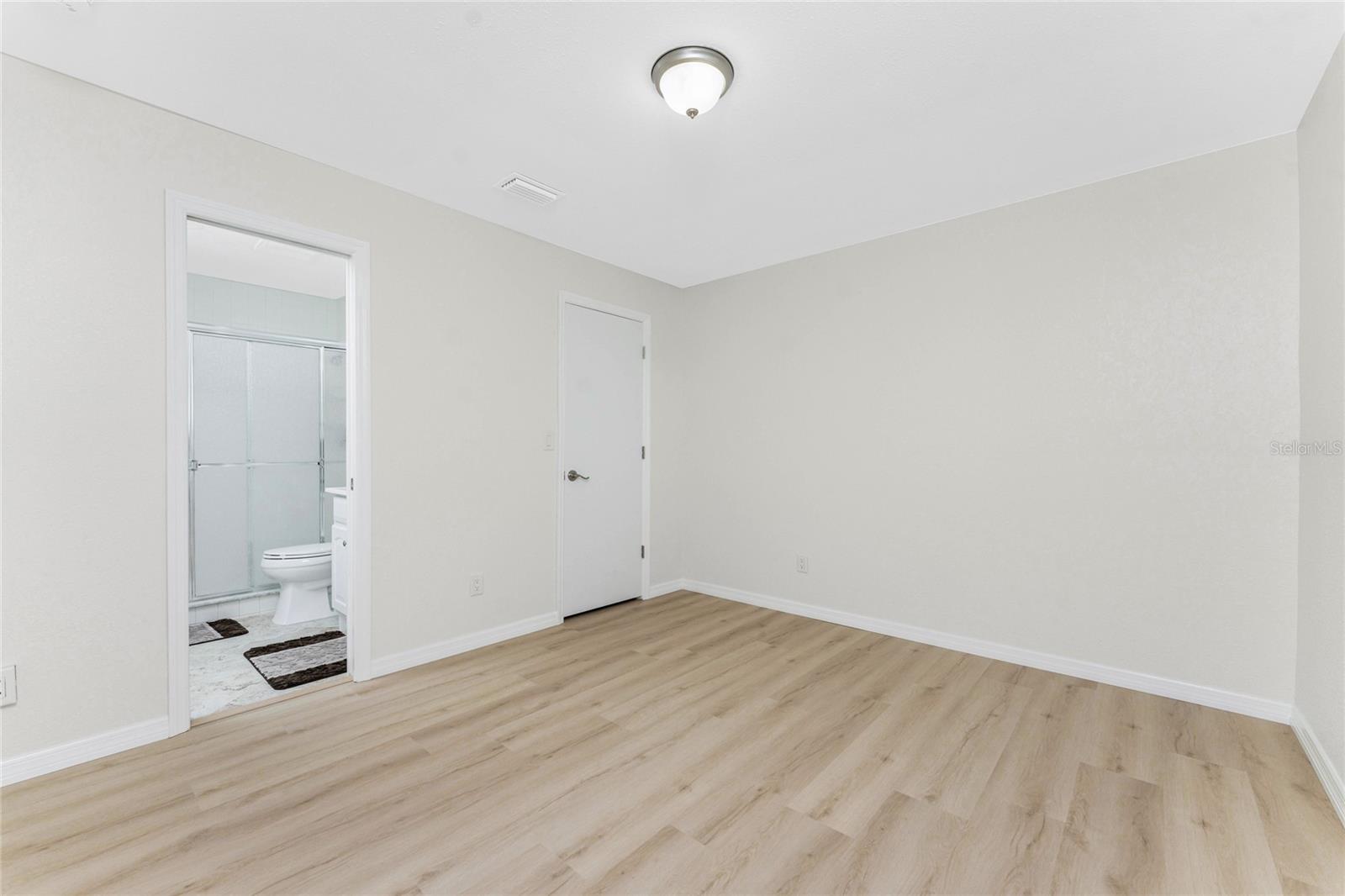 FIDDLERS GREEN PH 01 BLDG 07 - Residential