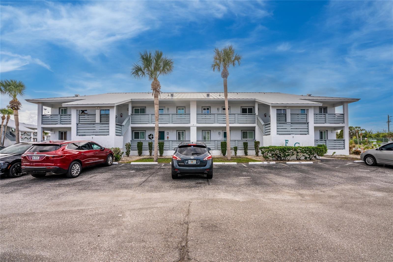 FIDDLERS GREEN PH 01 BLDG 07 - Residential