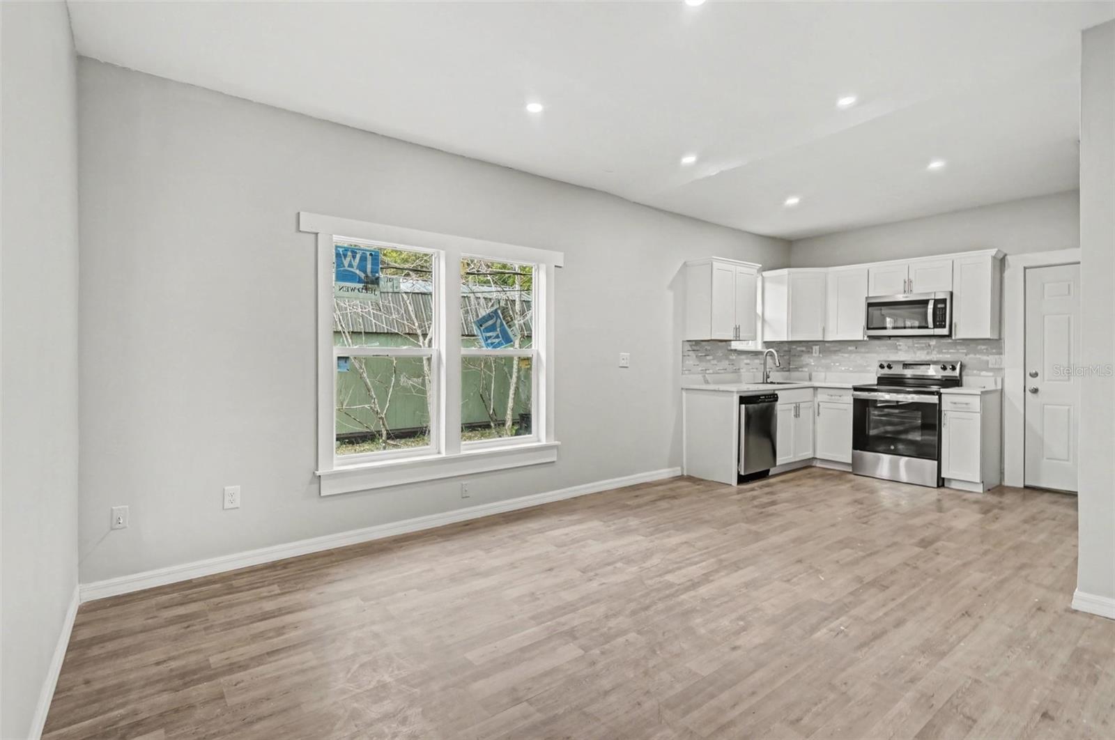 ORANGE GROVE BLK 151 DELAND - Residential