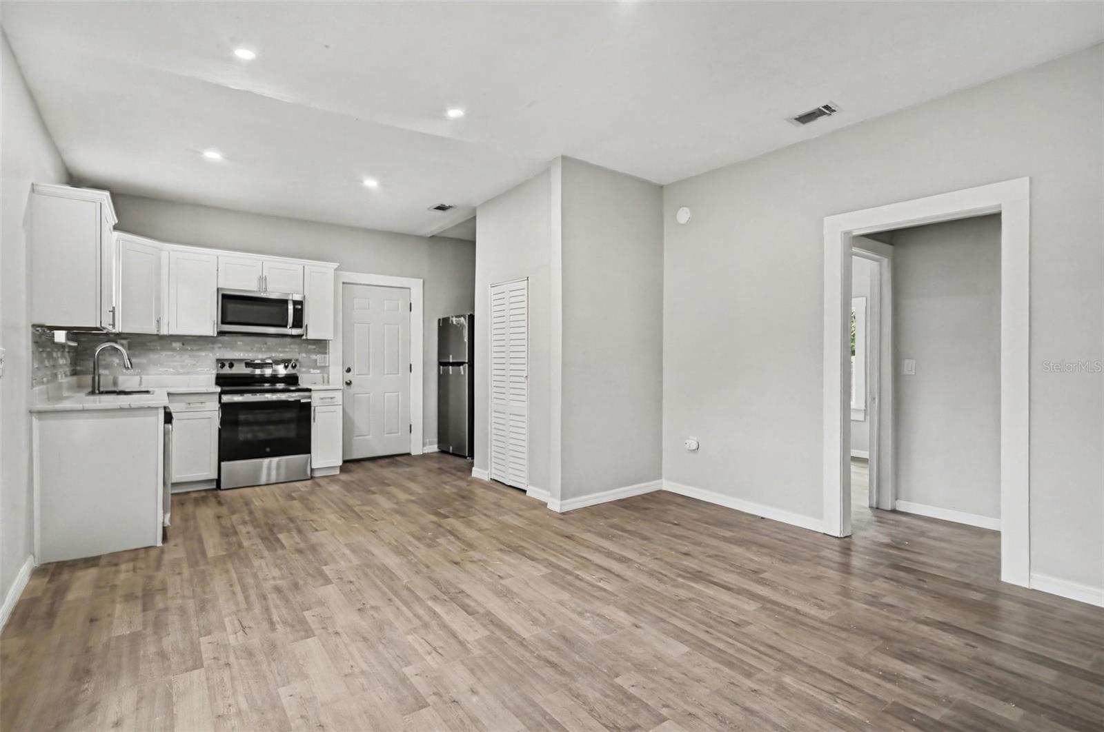 ORANGE GROVE BLK 151 DELAND - Residential