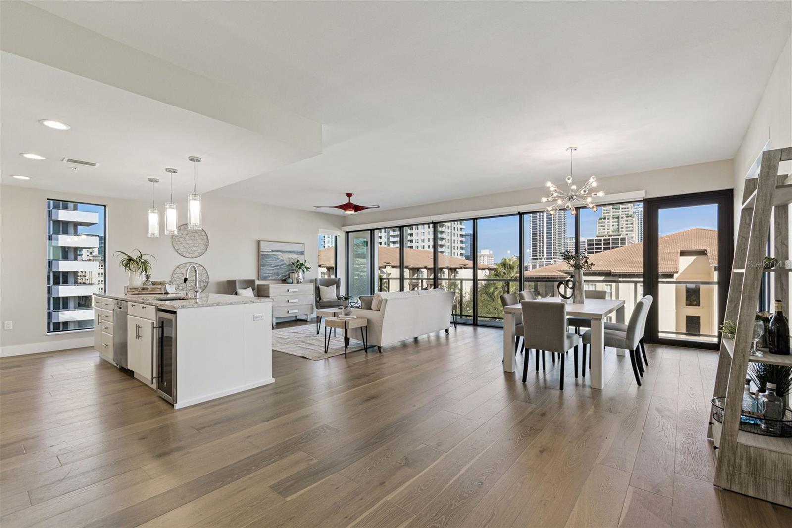 199 DALI BOULEVARD 607