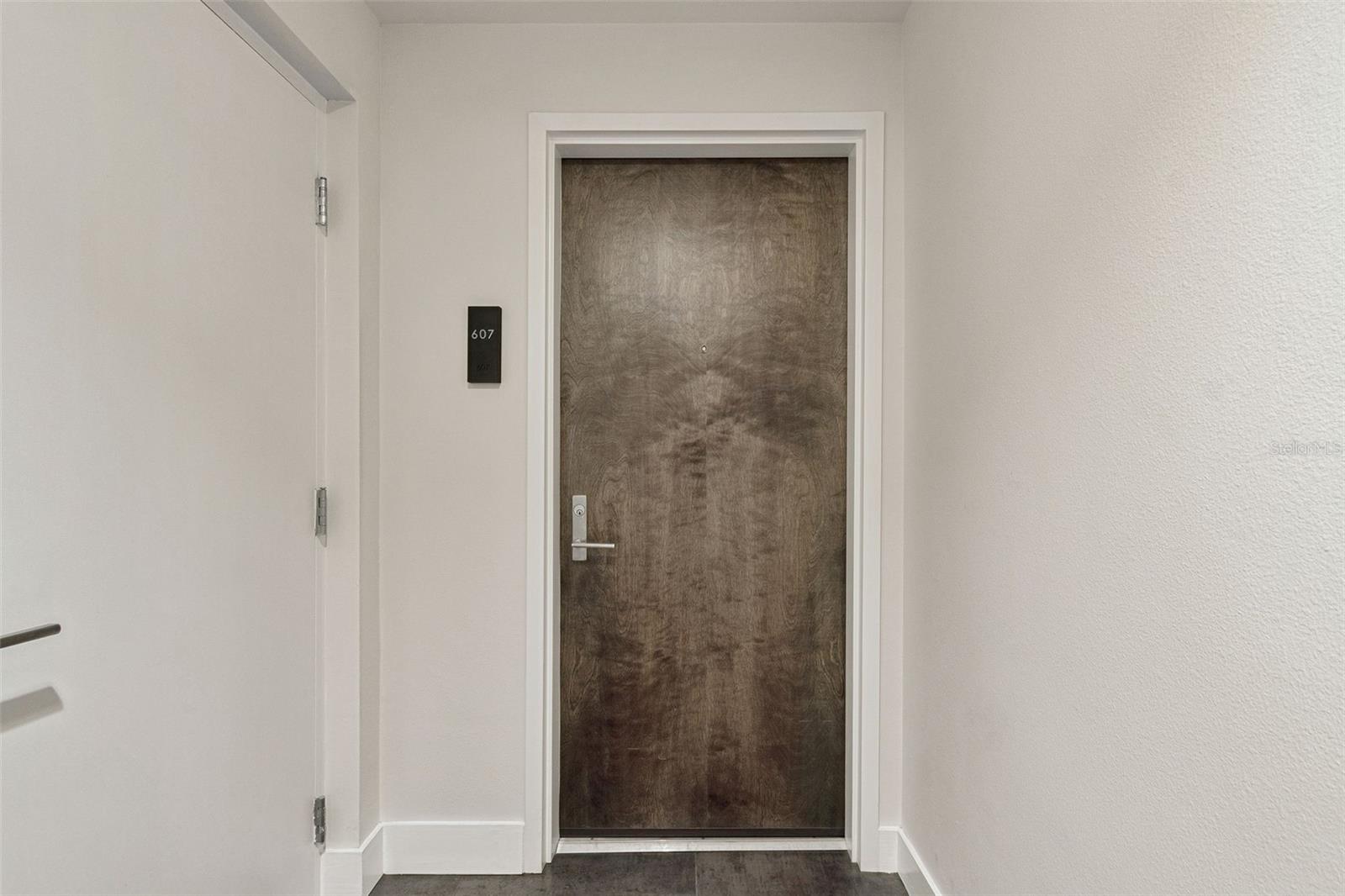 199 DALI BOULEVARD 607