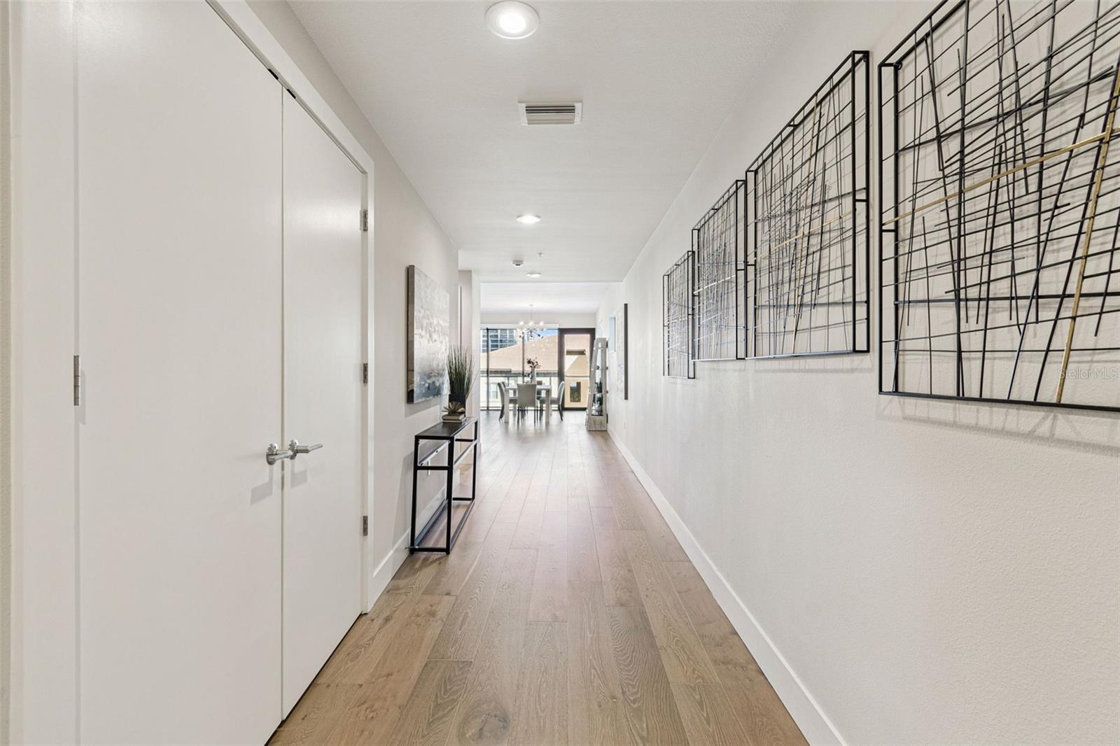 199 DALI BOULEVARD 607