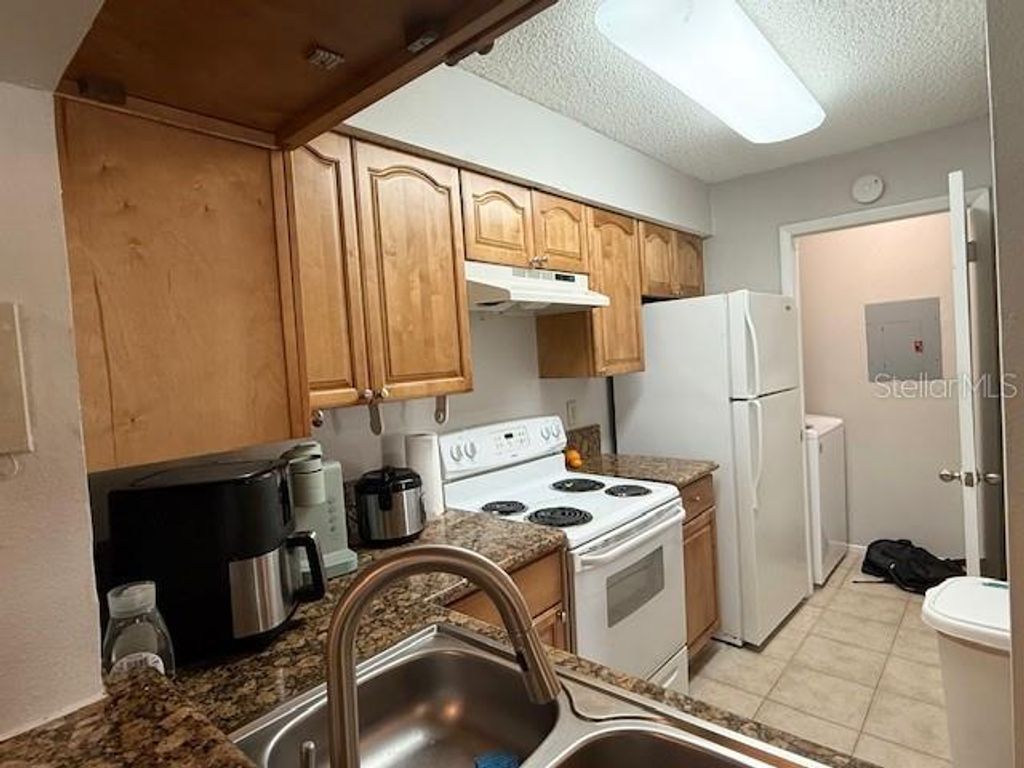 Photo of 224 Afton Square #301, Altamonte Springs, FL 32714 (MLS # O6366749)