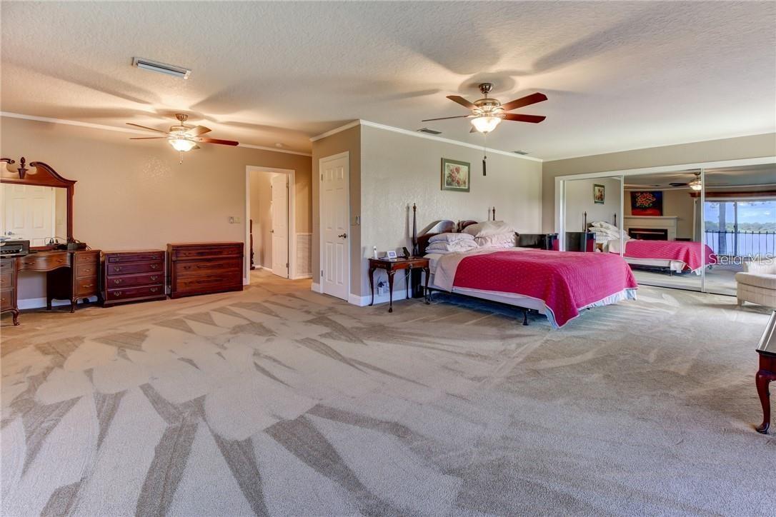 LAKE TALMADGE LAKE FRONT - Residential