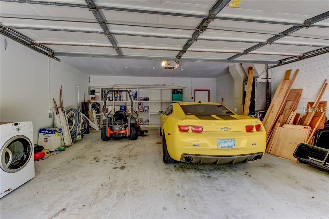 LAKE TALMADGE LAKE FRONT - Residential