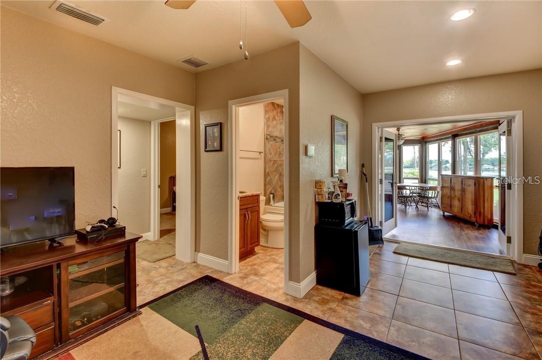 LAKE TALMADGE LAKE FRONT - Residential