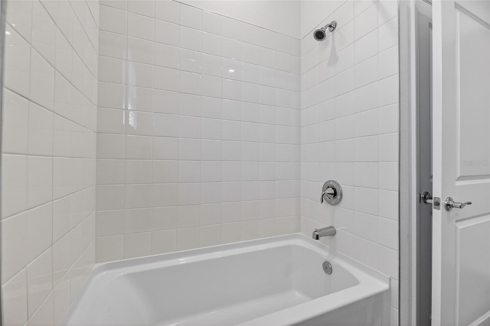 WYNDFIELDS PH 1A & 1A1 - Residential Lease