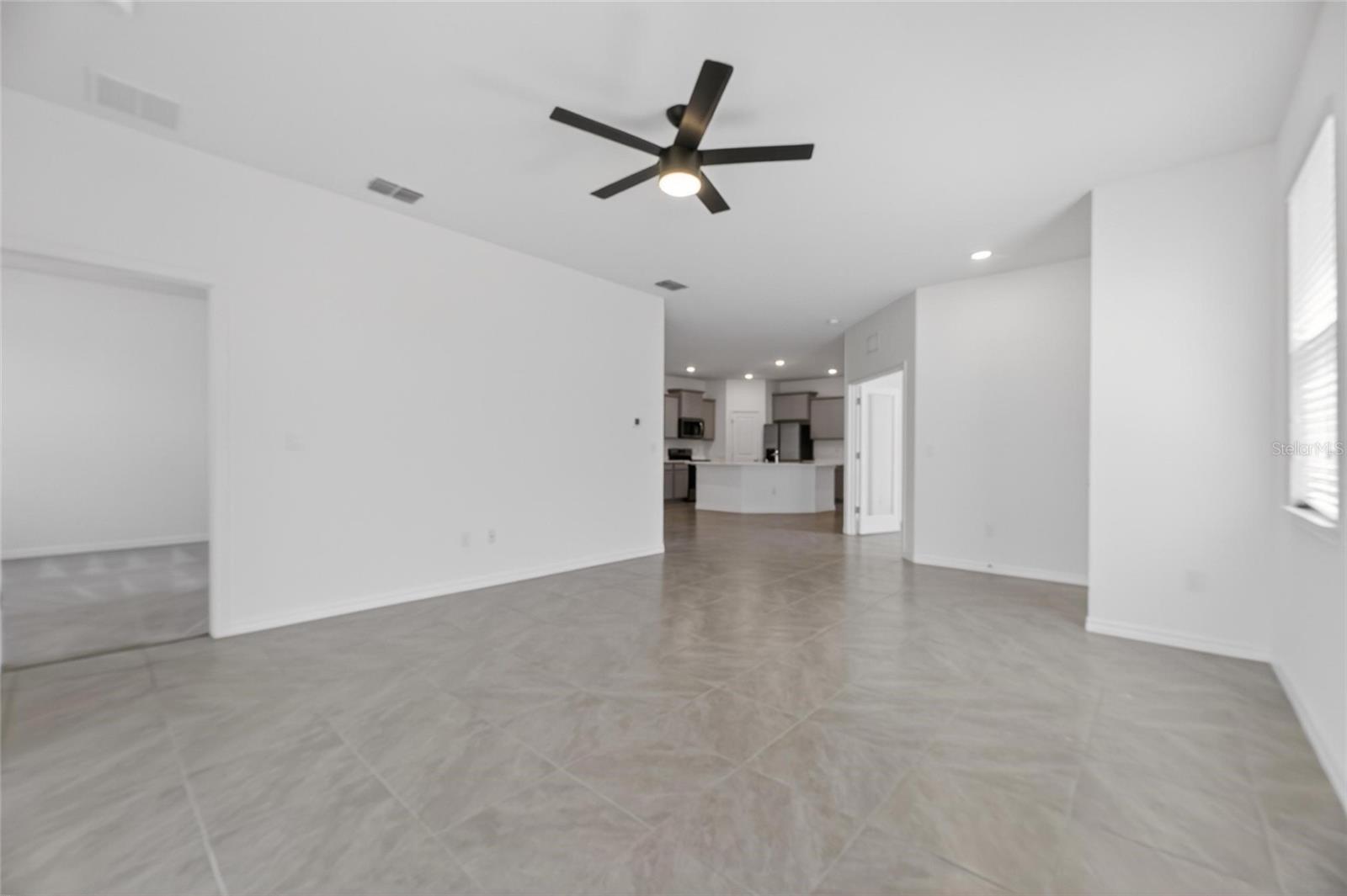 WYNDFIELDS PH 1A & 1A1 - Residential Lease