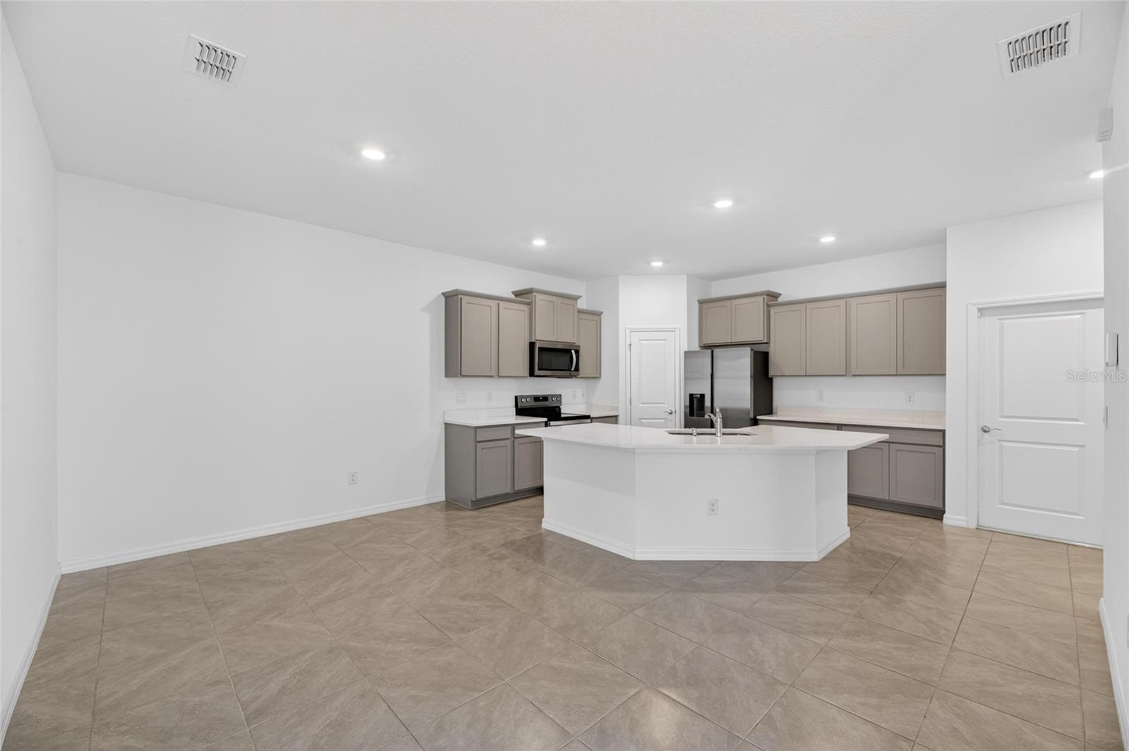 WYNDFIELDS PH 1A & 1A1 - Residential Lease