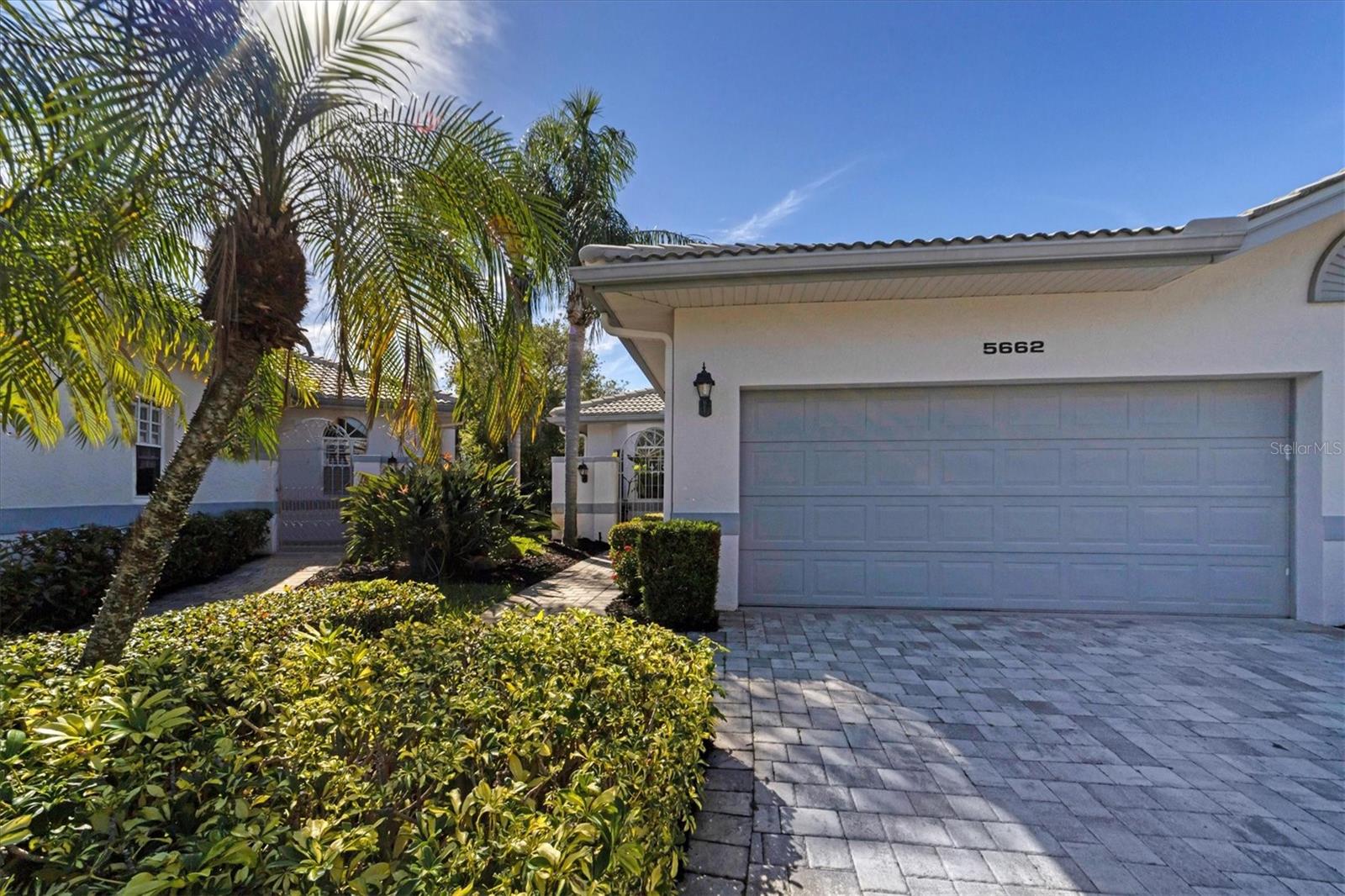 LONG COMMON - Residential