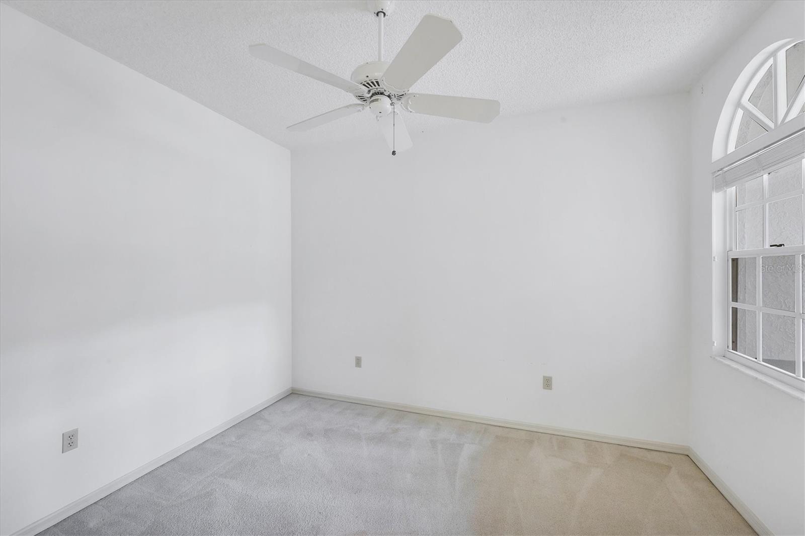 LONG COMMON - Residential