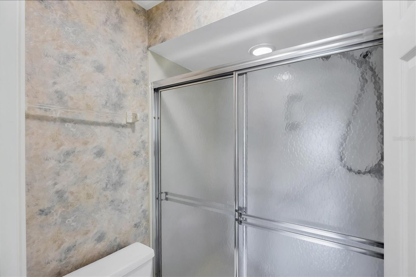 LONG COMMON - Residential