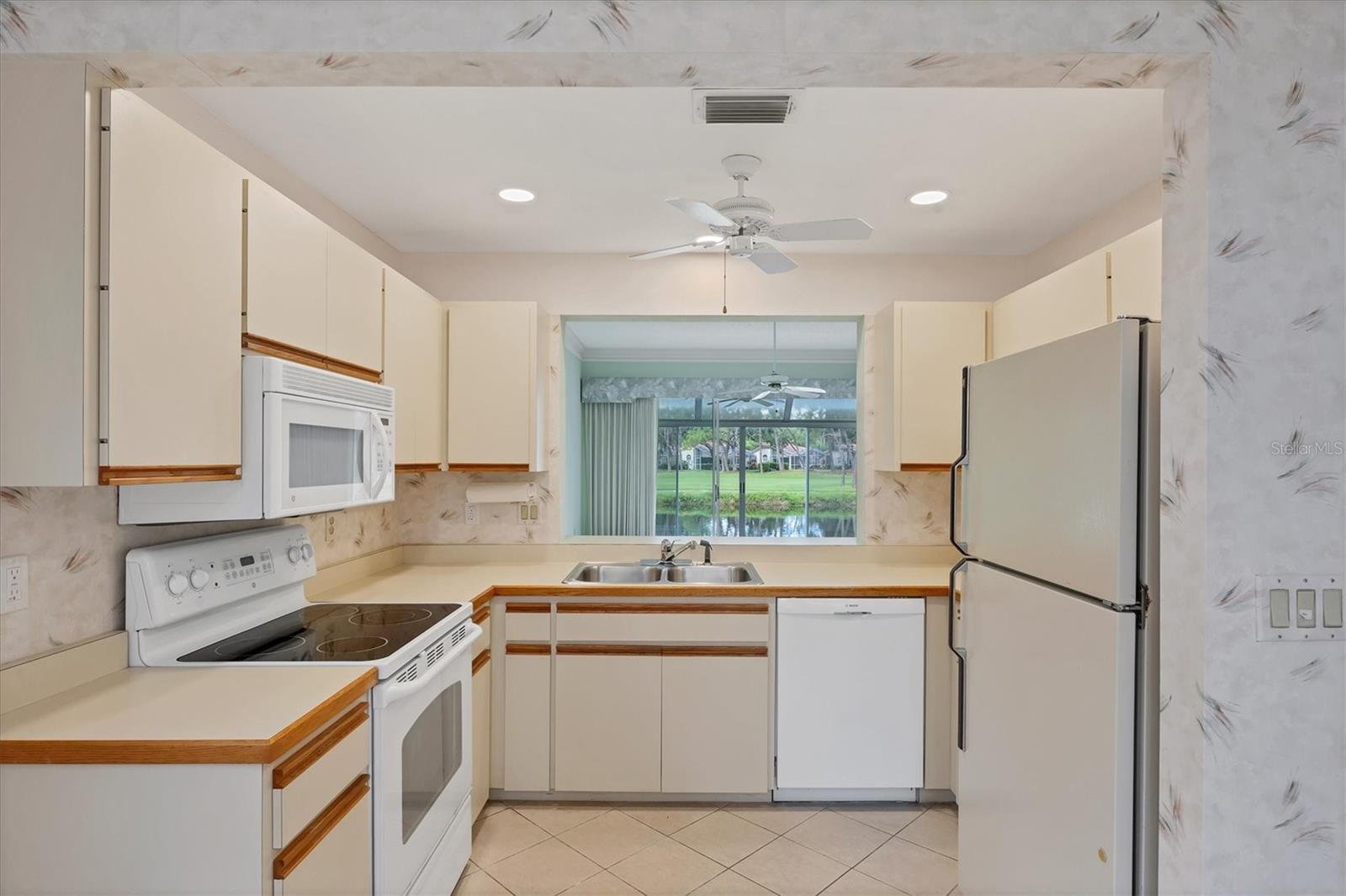 LONG COMMON - Residential