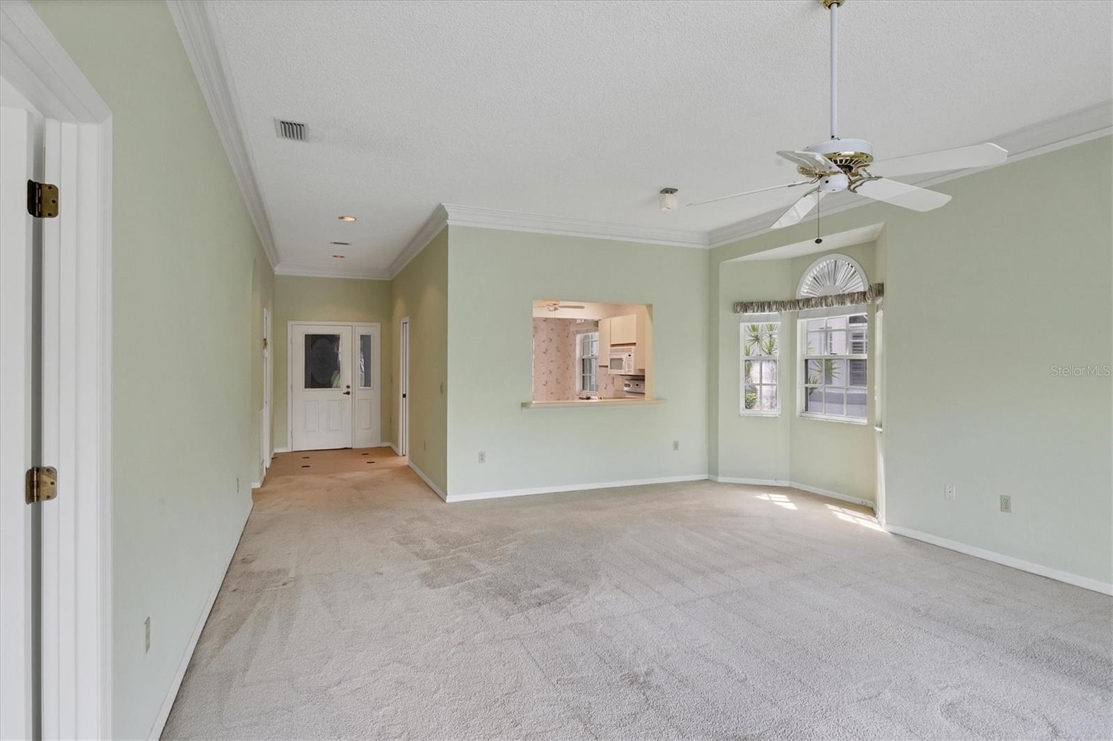 LONG COMMON - Residential