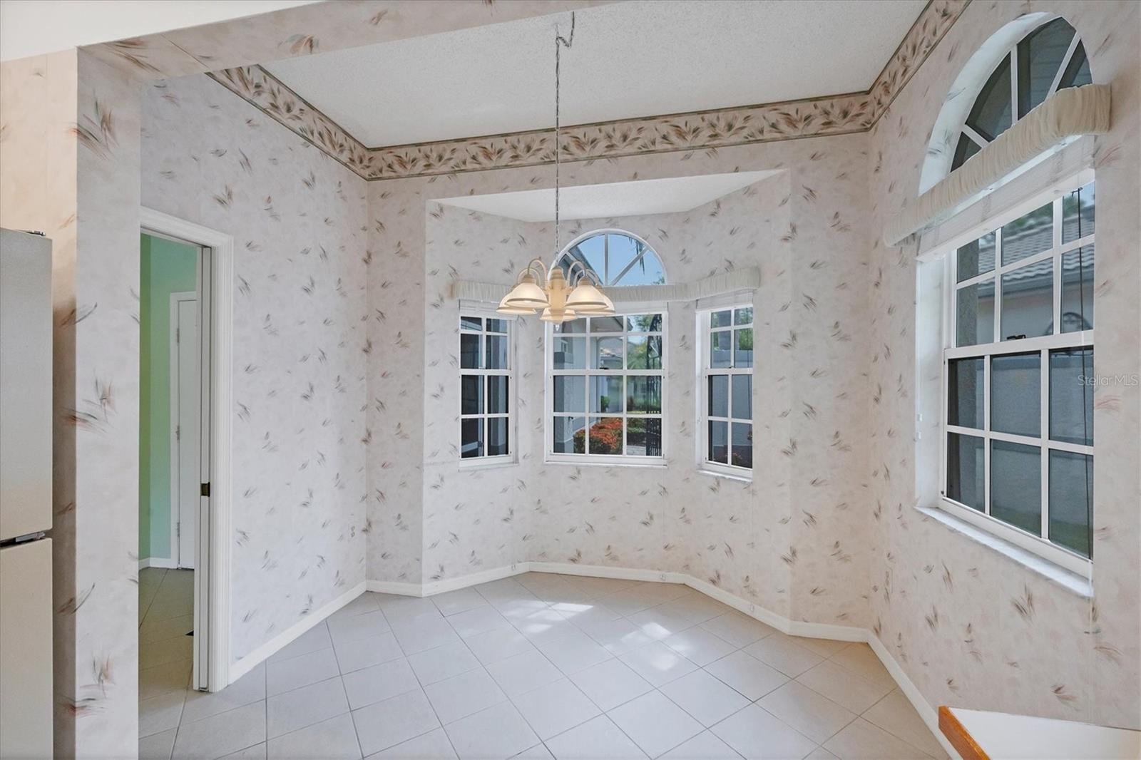 LONG COMMON - Residential