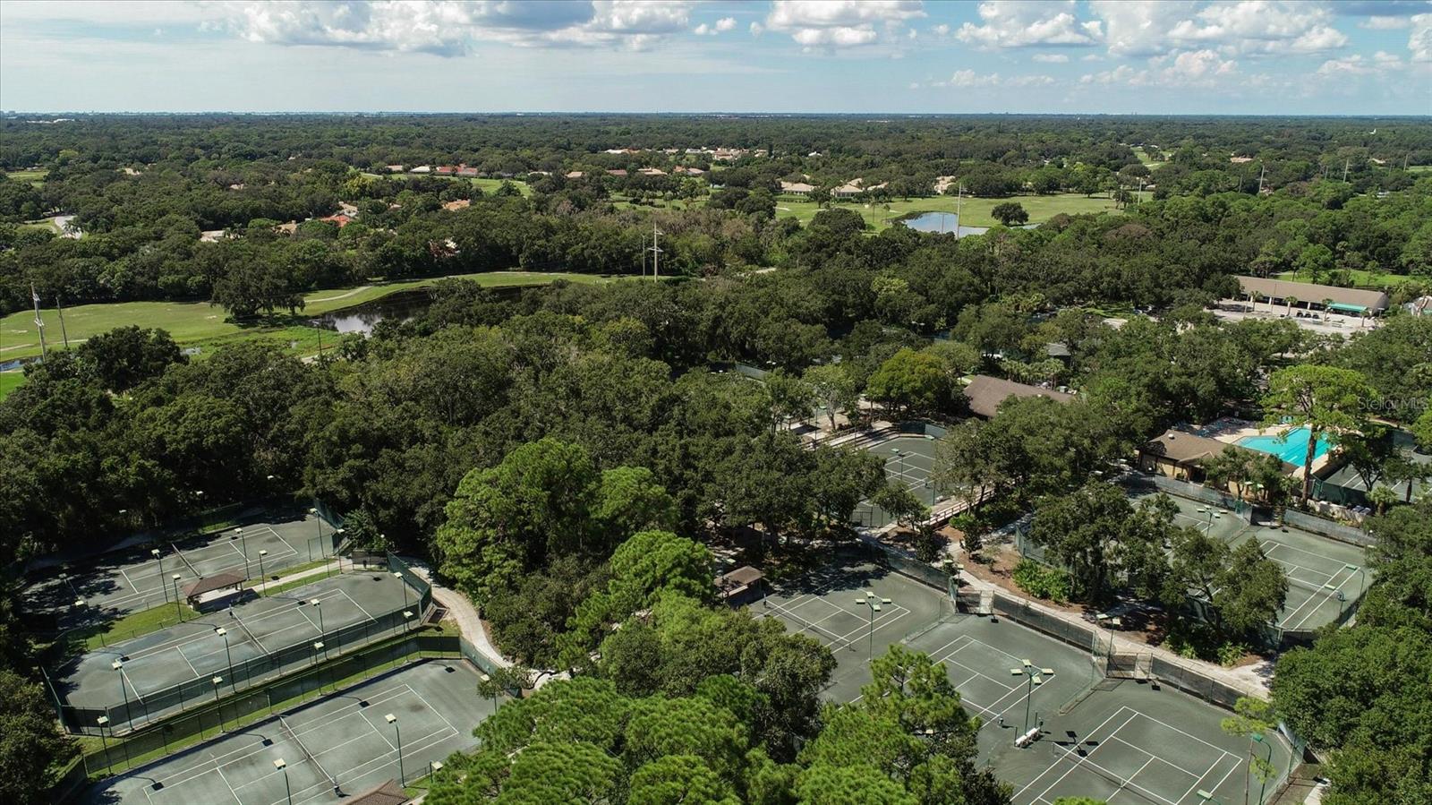 LONG COMMON - Residential