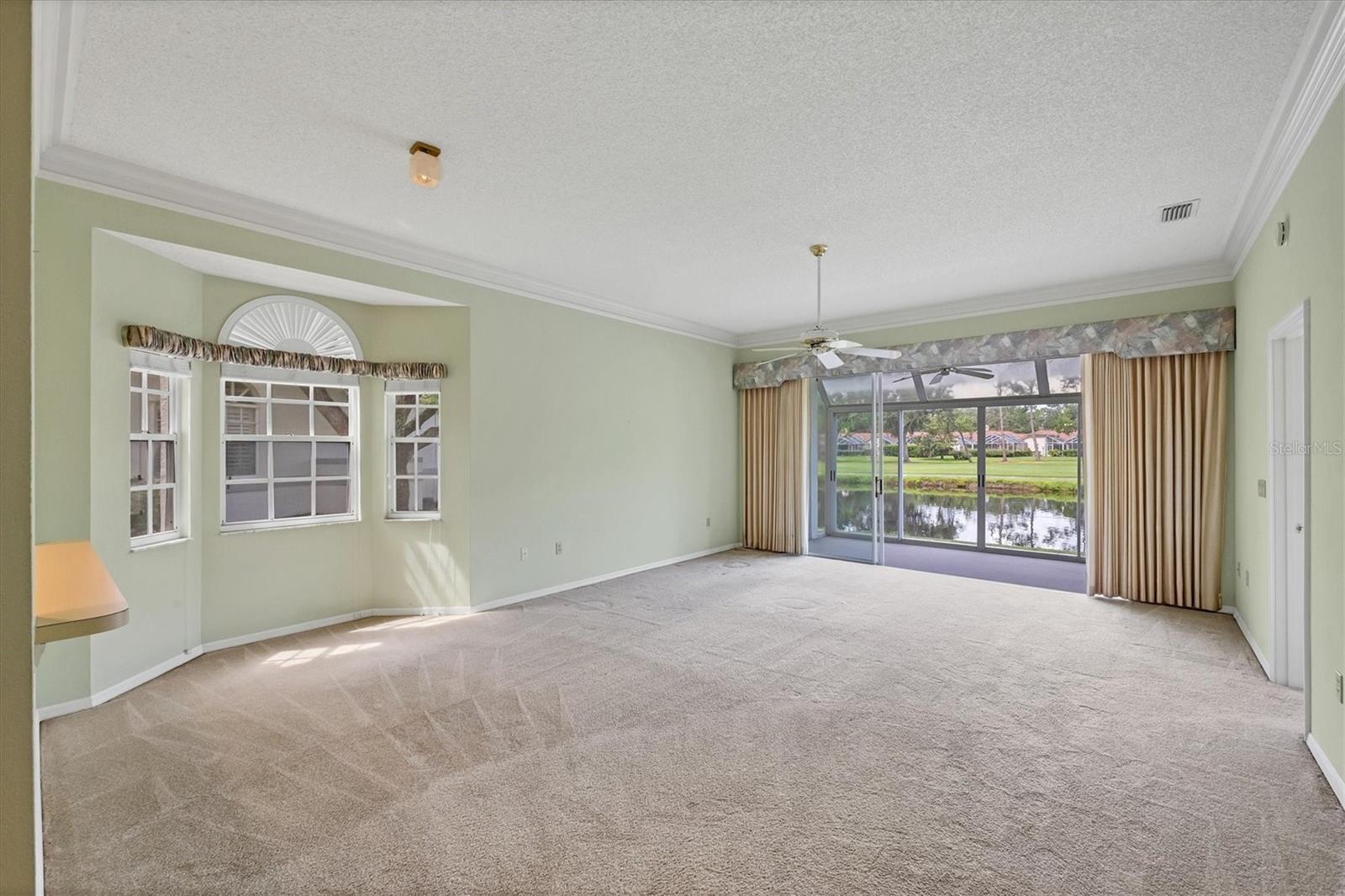 LONG COMMON - Residential