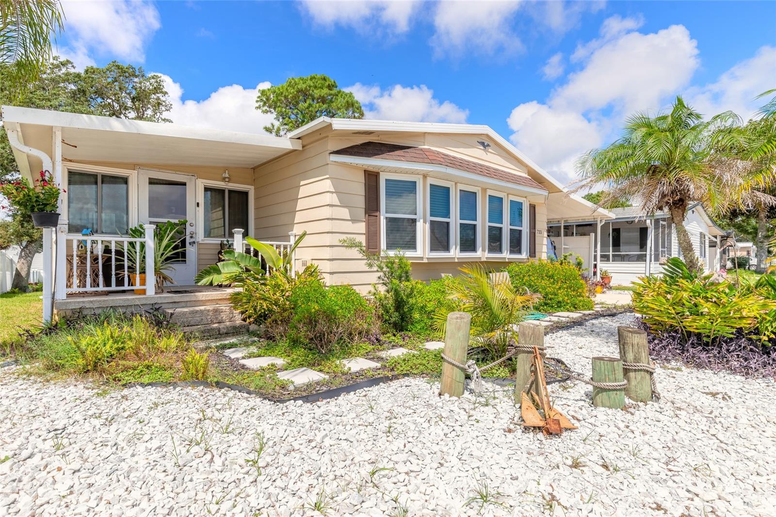 733 INDIAN HILL DRIVE