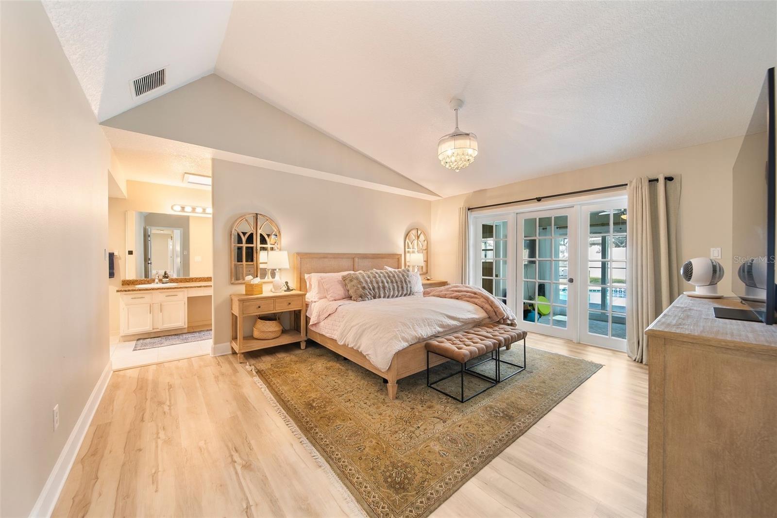 JENNIFER ESTATES - Residential