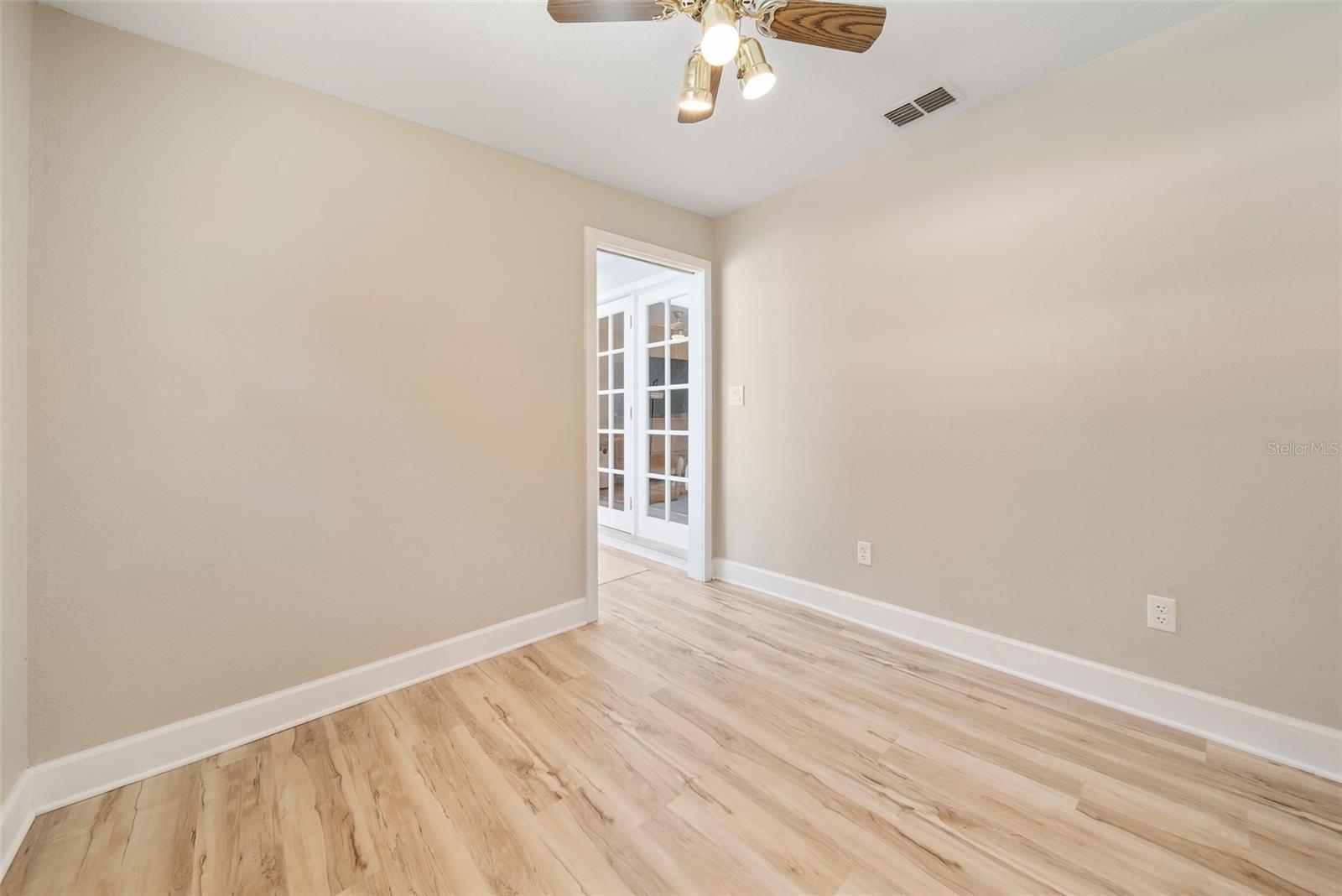 JENNIFER ESTATES - Residential