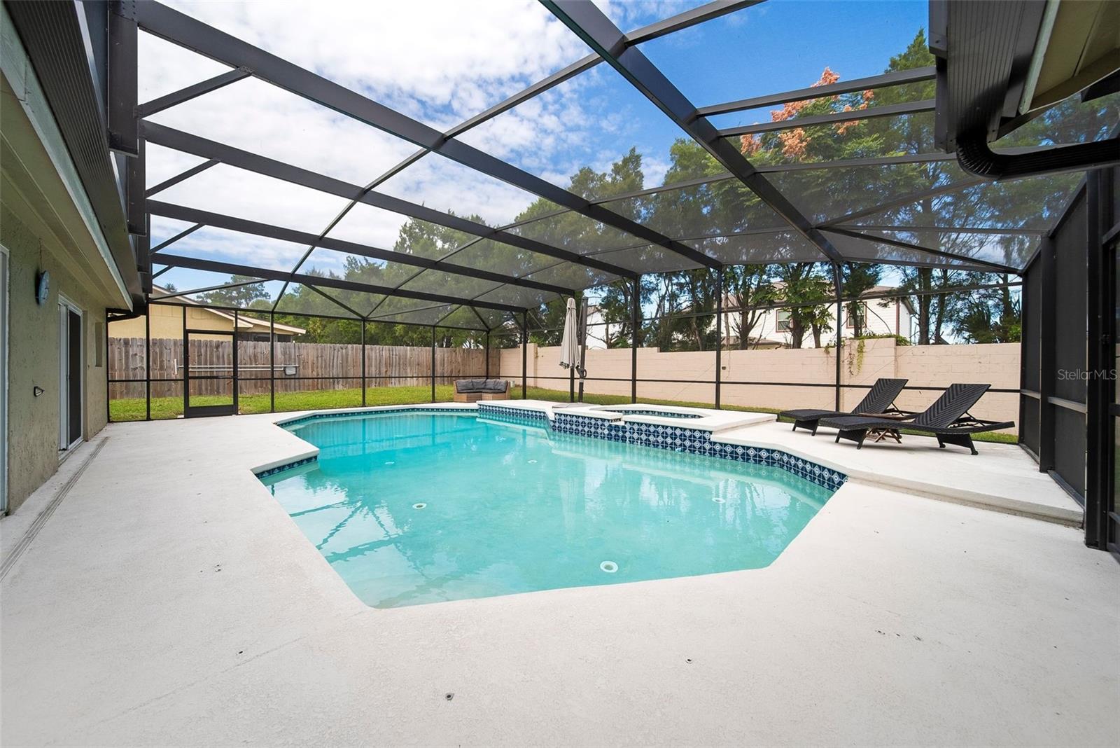 JENNIFER ESTATES - Residential