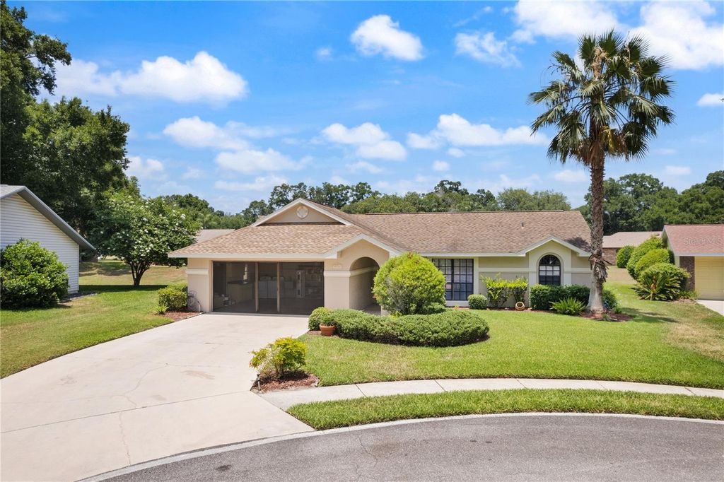 Photo of 37147 Foxrun Place, Zephyrhills, FL 33542 (MLS # TB8398815)