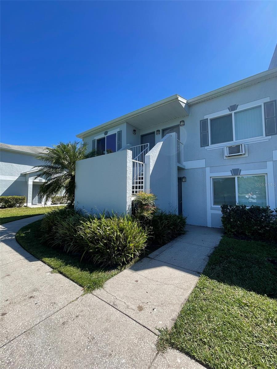 Discover the perfect blend of comfort and convenience in this ground-floor, waterfront studio condo nestled along the Hillsborough River. This well-maintained home features modern wood-laminate flooring throughout, creating a stylish and low-maintenance living space. The open living area offers ample closet space, while the attached bathroom serves as a tranquil retreat with a beautifully tiled shower. The galley-style kitchen is equipped with a four-burner range, microwave, refrigerator, and a tiled backsplash, making meal preparation effortless. Situated in a serene waterfront community, this condo provides easy access to an array of dining, shopping, and entertainment options. Enjoy the charm of historic downtown Temple Terrace just minutes away. USF, I-75, I-275, and I-4 are all conveniently located nearby, making commuting a breeze. In addition to the advertised base rent, all residents are enrolled in the Resident Benefits Package (RBP) for $50.00/month which includes HVAC air filter delivery, credit building to help boost your credit score with timely rent payments, utility concierge service making utility connection a breeze during your move-in, and much more! More details upon application. Pets welcome! Vacant, Available 08/01/2025!!