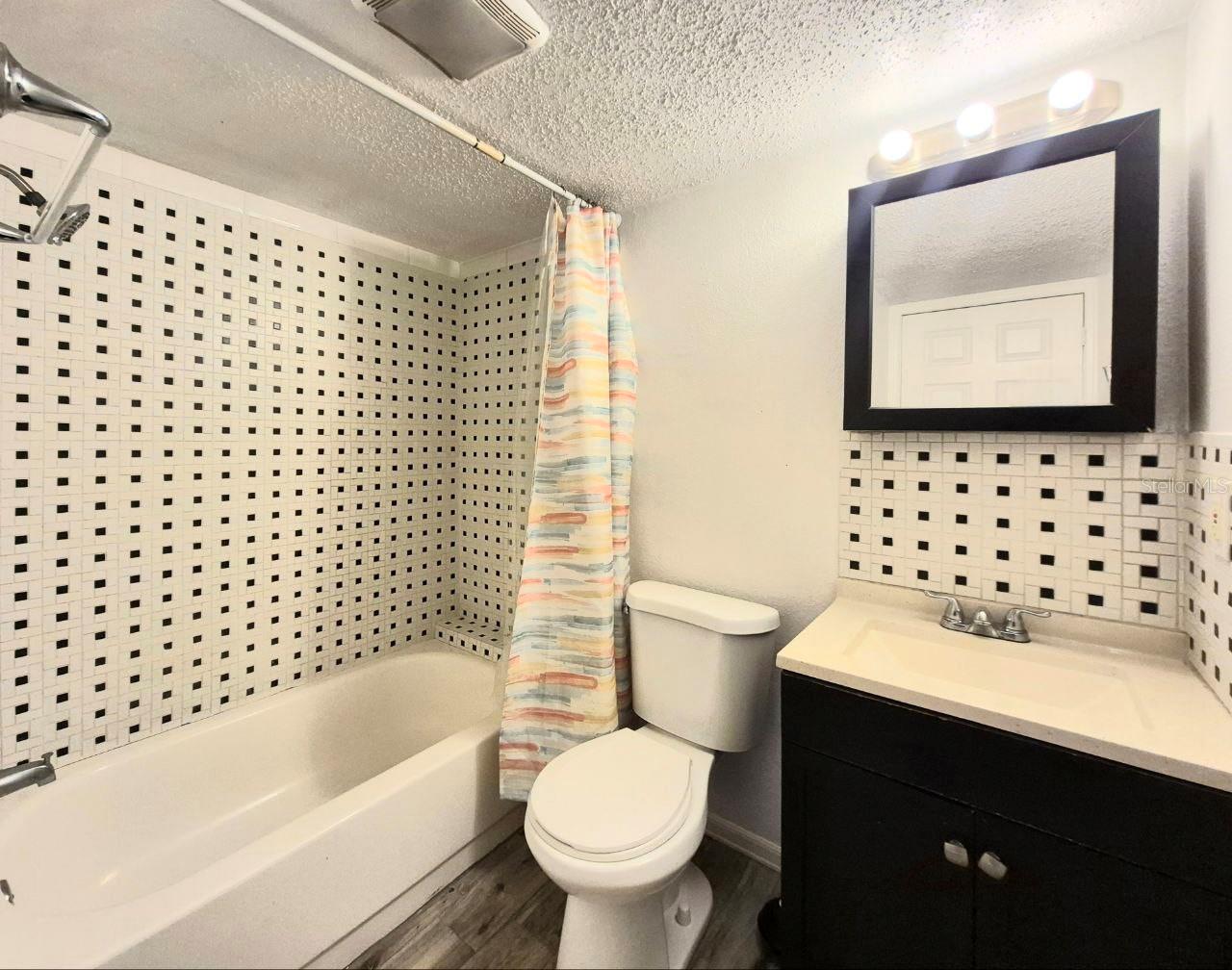 WATERSIDE CONDO II - Residential Lease