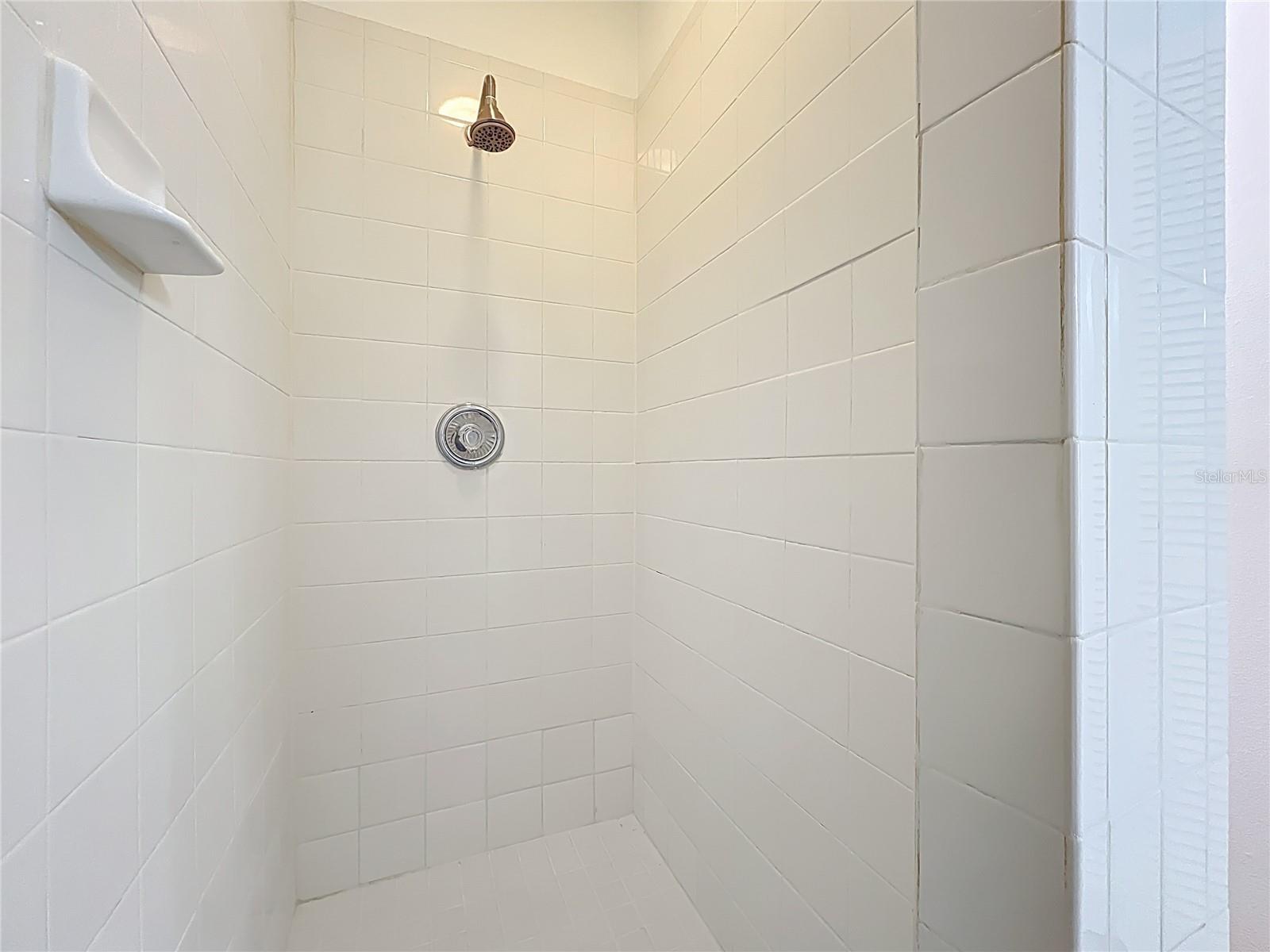 SILVER PINES POINTE PH 02 45/139 - Residential