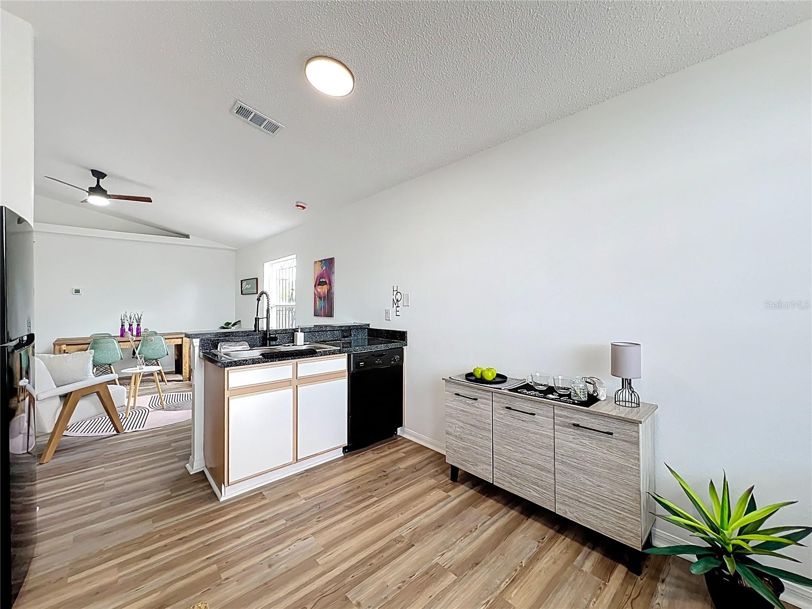 SILVER PINES POINTE PH 02 45/139 - Residential