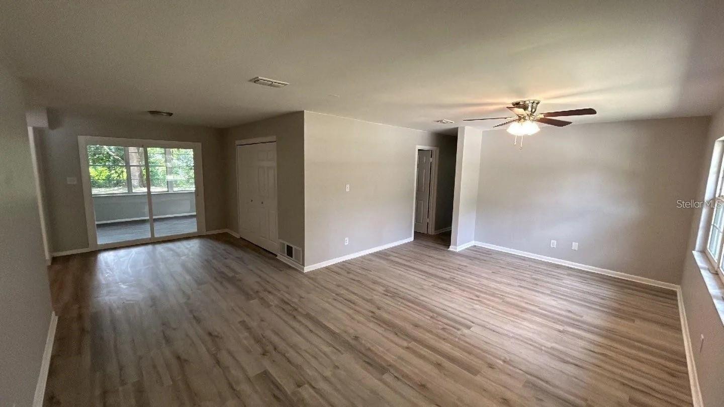 RAINBOW S END ESTATE - Residential